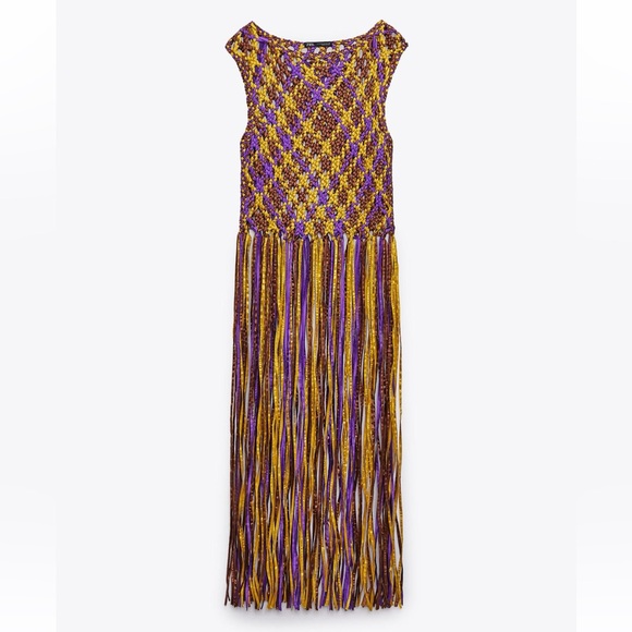 Woven fringe top - Picture 2 of 7